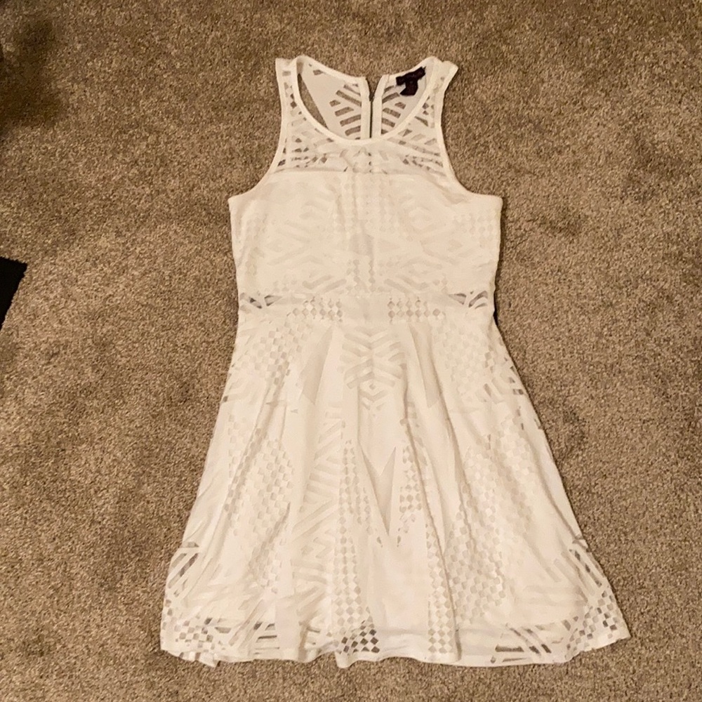 Women’s White Dress